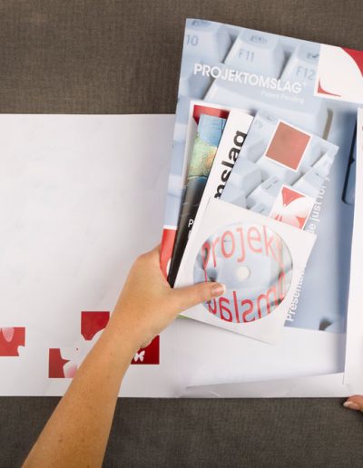 Op til 50 ark 80g papir